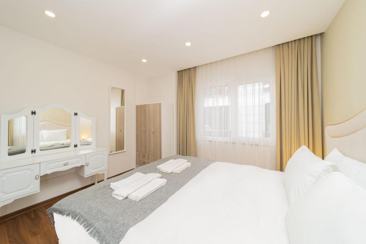 Central Flat With Balcony Near Sea In Muratpasa Apartment Antalya Ngoại thất bức ảnh